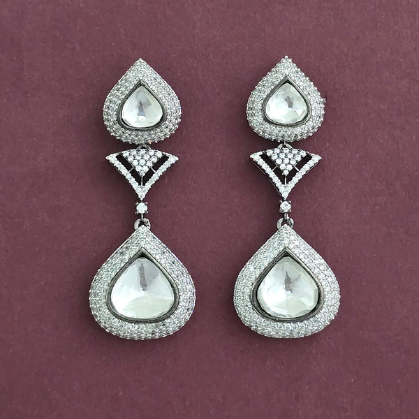 352583 Kundan Classic Earring With Black Carat Plating