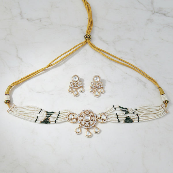 352605 Kundan Classic Necklace With Gold Plating