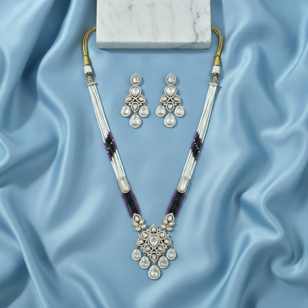 352626 Kundan Classic Pendant Set With Carat Gold Plating