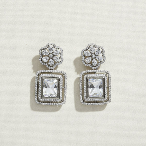 352641 Kundan Classic Earring With Black Plating