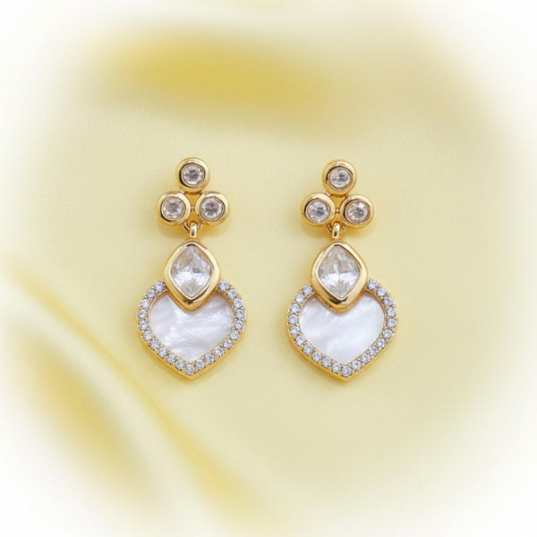 352704 Kundan Classic Earring With Carat Gold Plating