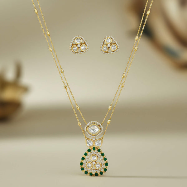 352727 Kundan Classic Pendant Set With Carat Gold Plating