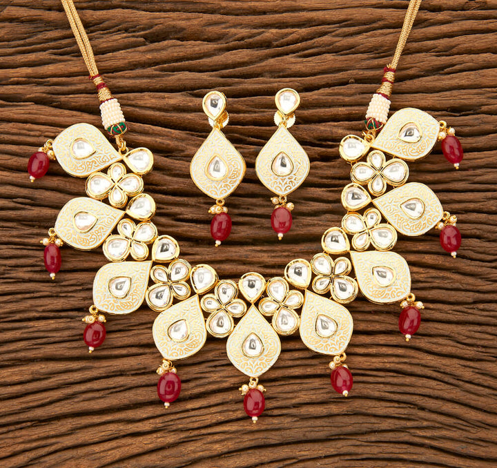 Kundan Classic Necklace with gold plating 42038