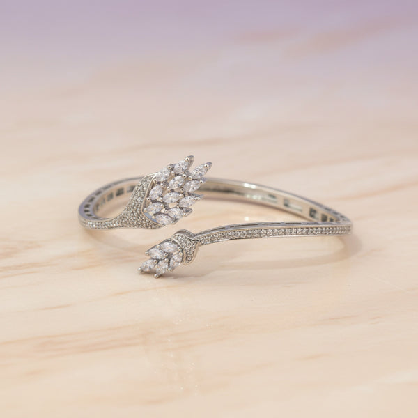 439283 Cz Openable Kada With 2 Tone Rhodium Plating