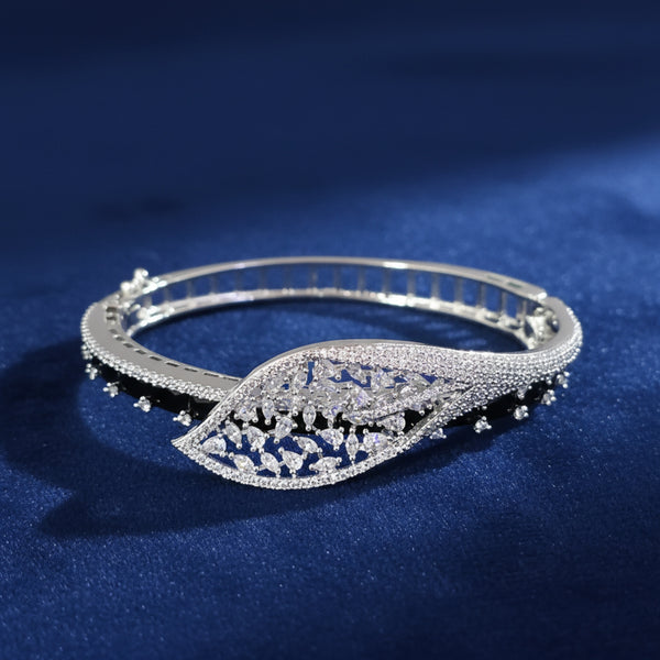 441216 Cubic Zirconia Classic Kada With Rhodium Plating