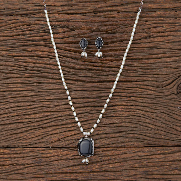 Pearl Pendant Set With Oxidised Plating 803870