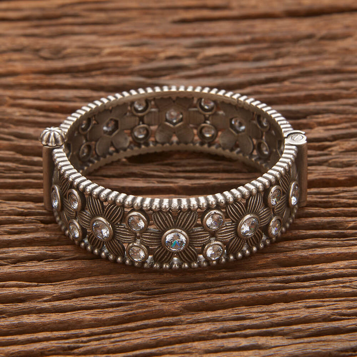 Stone Kada With Oxidised Plating 806561