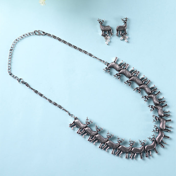 Classic Necklace With Oxidised Plating 806985