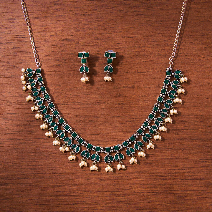 Pearl Necklace With Oxidised Plating 807346