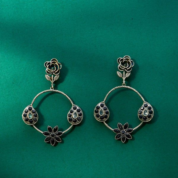 Delicate Earring With Oxidised Plating 807767