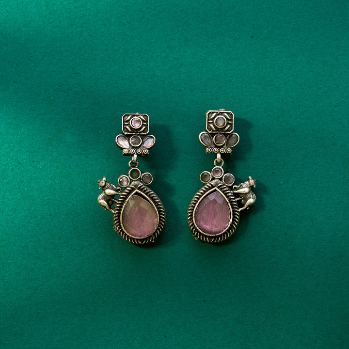 Stone Earring With Oxidised Plating 807808