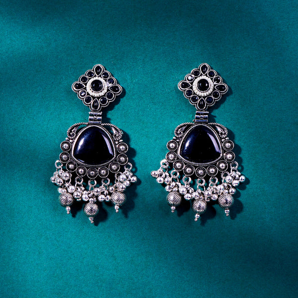 808169 Classic Earring With Oxidised Plating