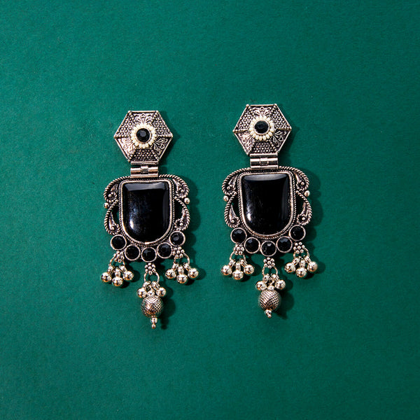 808178 Classic Earring With Oxidised Plating