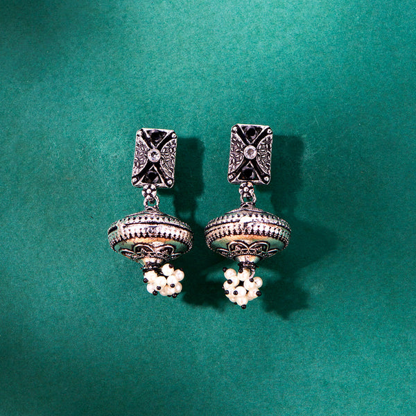 808214 Classic Earring With Oxidised Plating