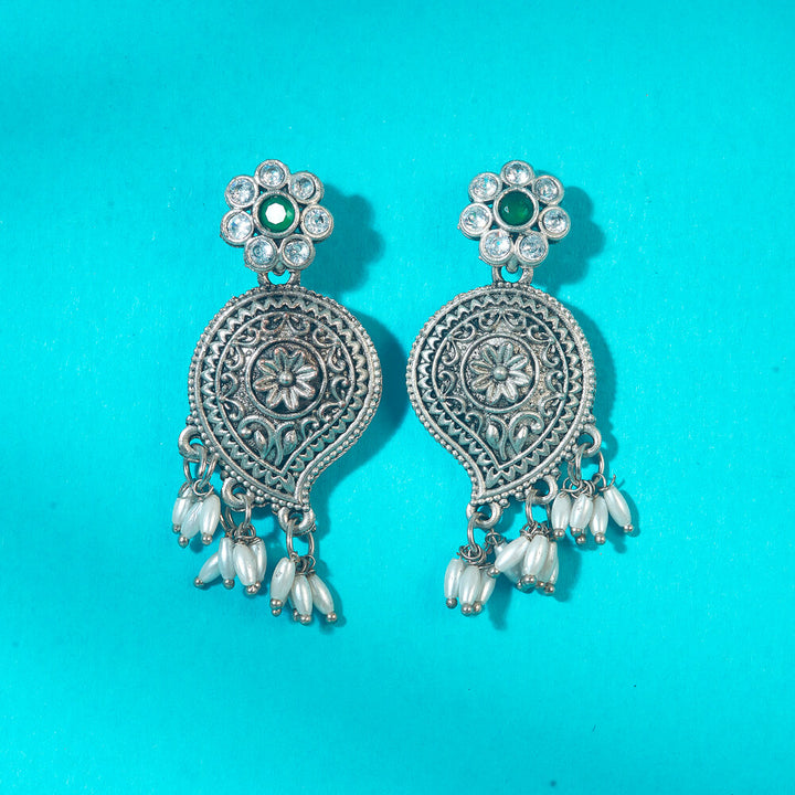 Classic Earring With Oxidised Plating 808316