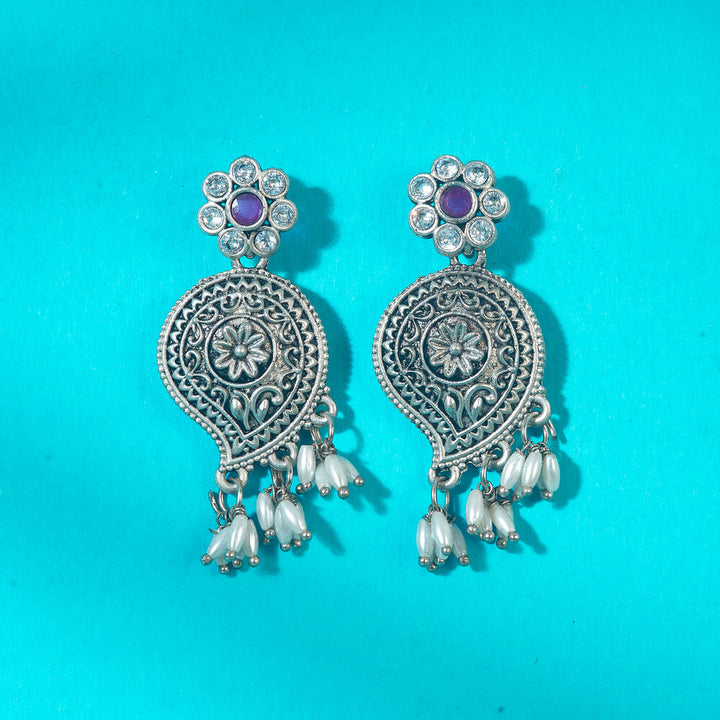 Classic Earring With Oxidised Plating 808316