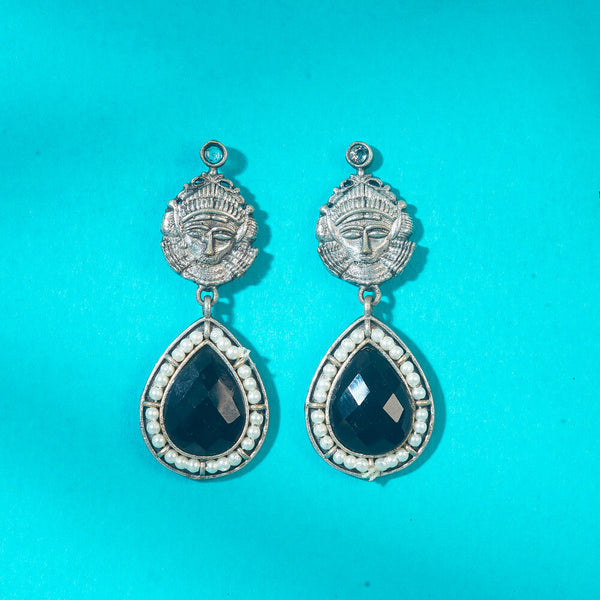 Classic Earring With Oxidised Plating 808358