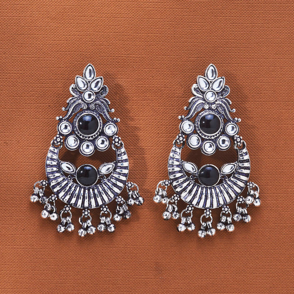 808482 Classic Earring With Oxidised Plating