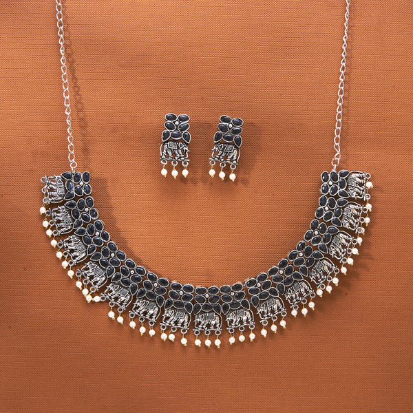 808585 Pearl Necklace With Oxidised Plating