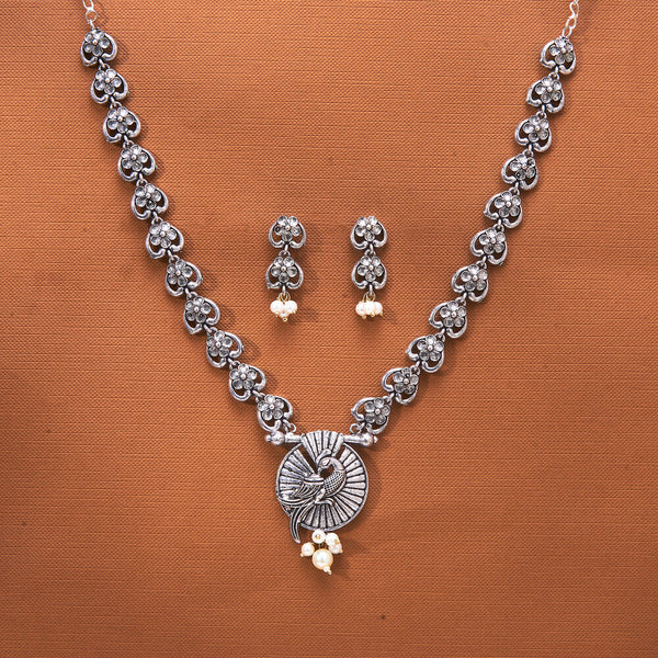 808589 Pearl Necklace With Oxidised Plating