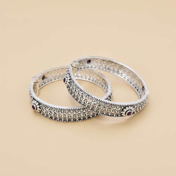 809119 Openable Bangles With Oxidised Plating